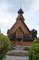 dřevěný kostel Wang – významná památka města Karpacz